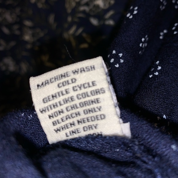 ⭐️ Caffe Marrakesh Peasant V Neck - Picture 6 of 9